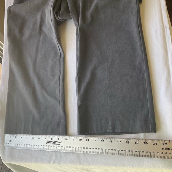 Worthington Women’s Straight Dress Pants size 10P, Solid Gray, Slightly Flared - Picture 8 of 10